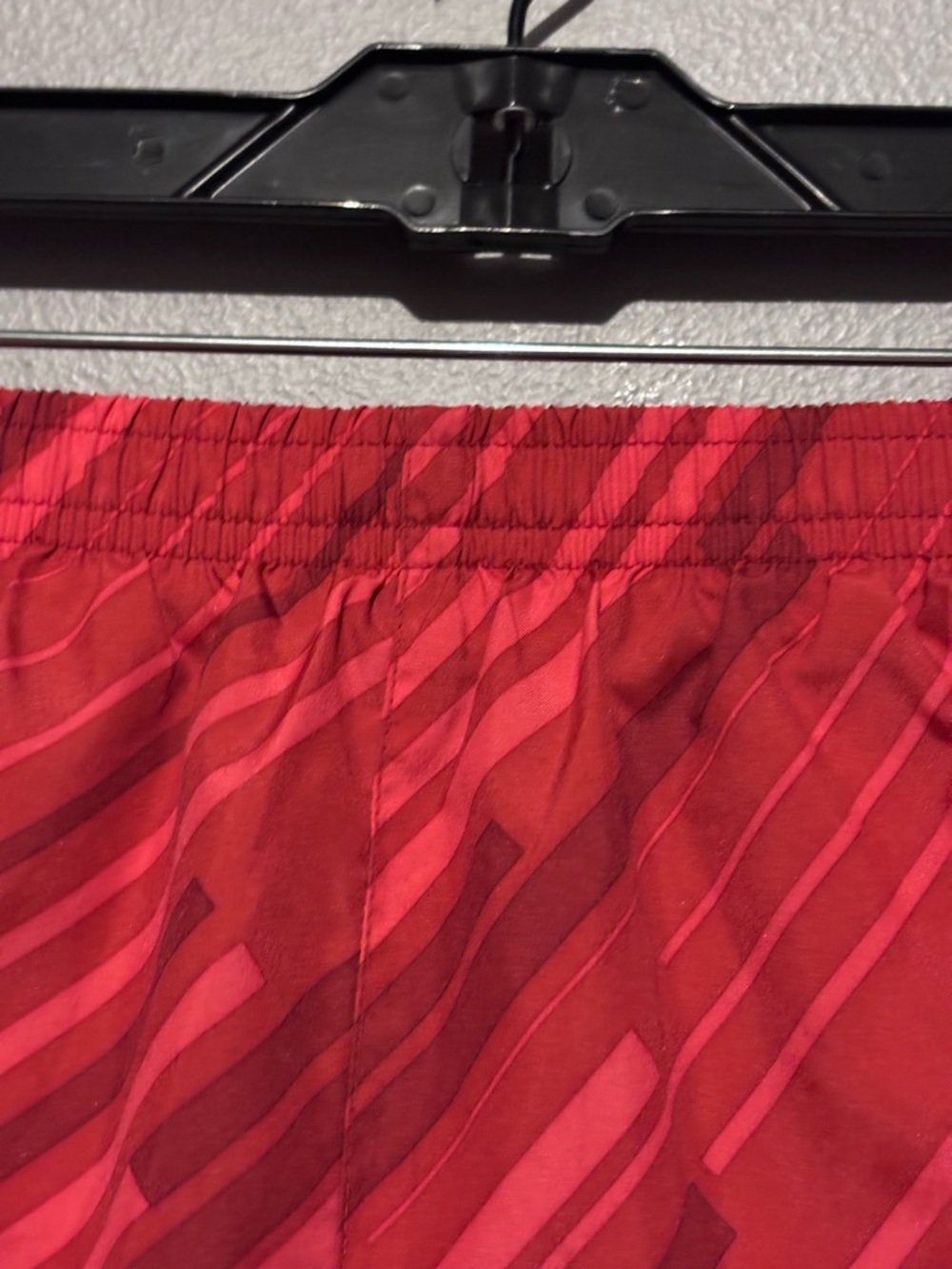 Ladies St. Louis Cardinals Nike Running Shorts - Picture 5 of 9